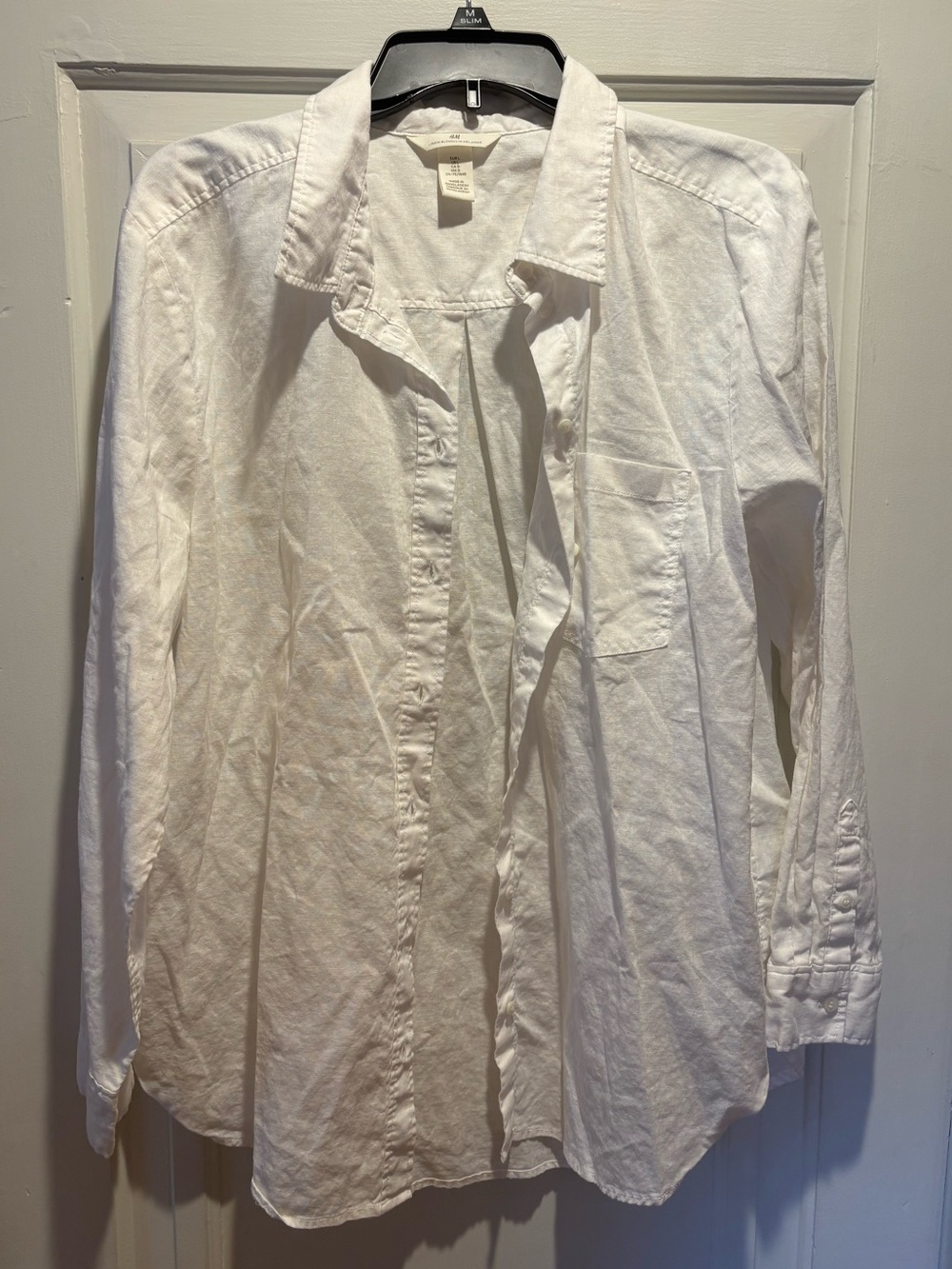 H&M White Casual Linen Button-Down Long Sleeve Shirt